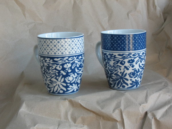 Thee of koffiebeker Porcelein blauw bloemenmotief